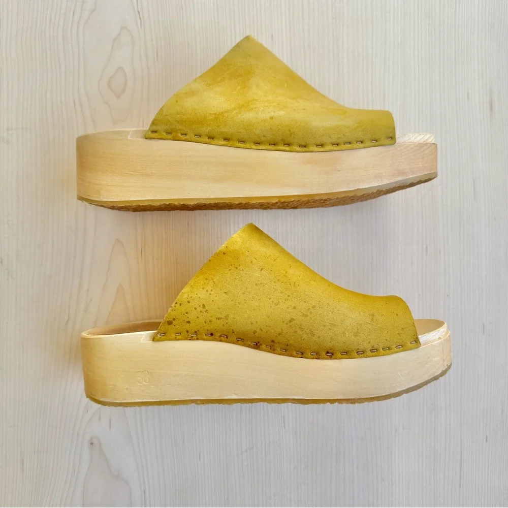 Bryr Norma Platform Sandal in Fennel - Picture 3 of 6